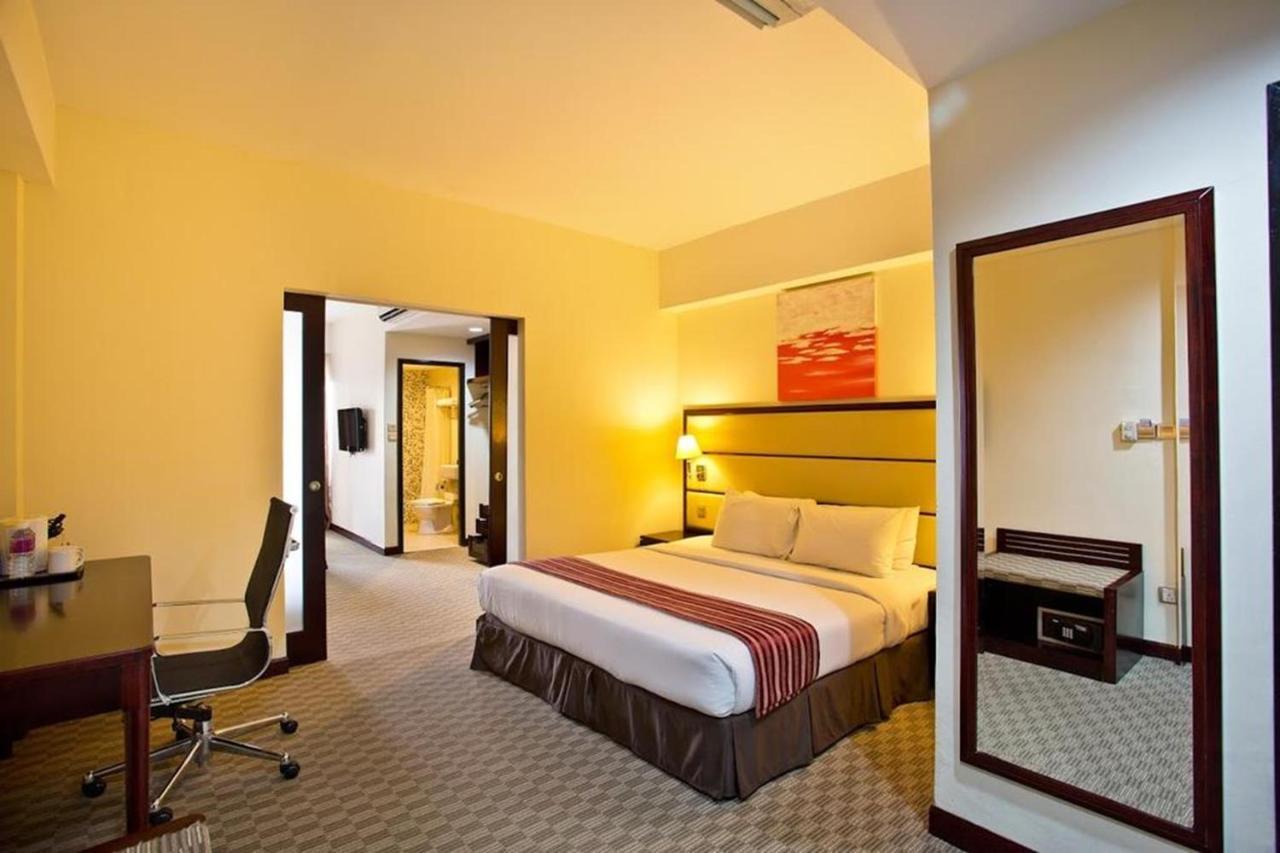 Silka Johor Bahru Hotel Kültér fotó