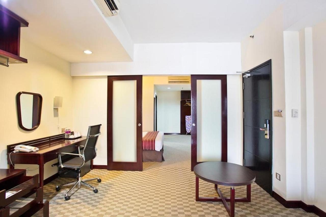 Silka Johor Bahru Hotel Kültér fotó