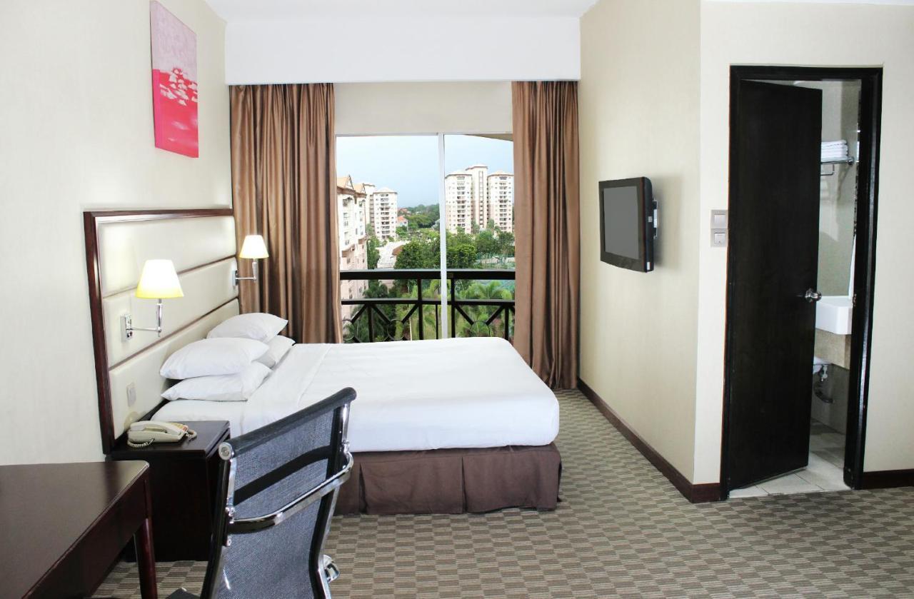 Silka Johor Bahru Hotel Kültér fotó